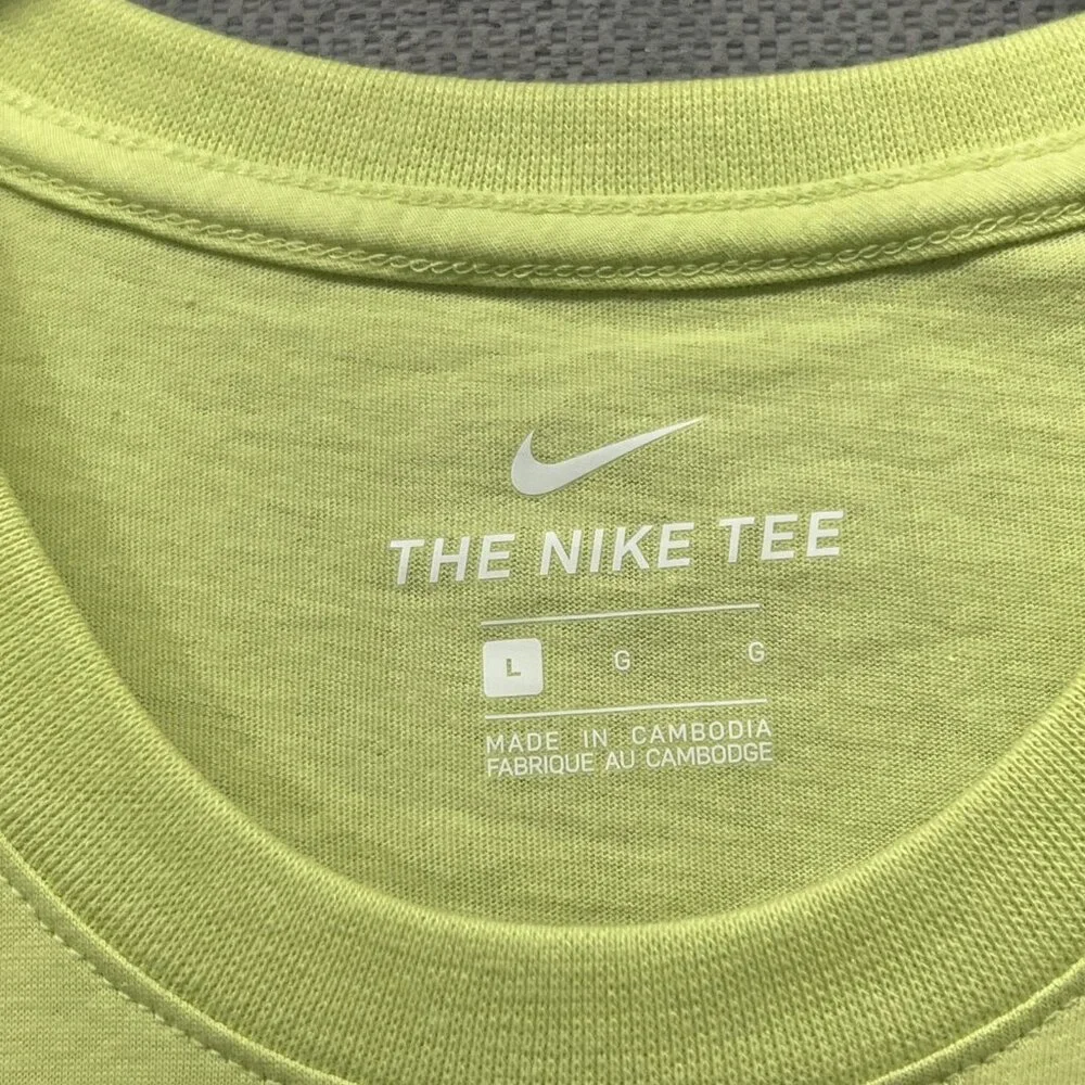 Nike Air Sportswear T-Shirt Divided Box Logo Tee Men's Large (CT7126-367) - Picture 7 of 11